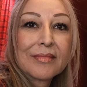 Meet your Posher, Deborah